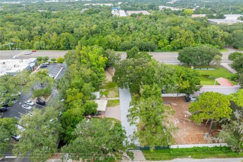 Propiedad comercial en venta en Brandon, Florida № 1403658 - foto 10