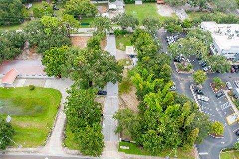 Propiedad comercial en venta en Brandon, Florida № 1403658 - foto 15