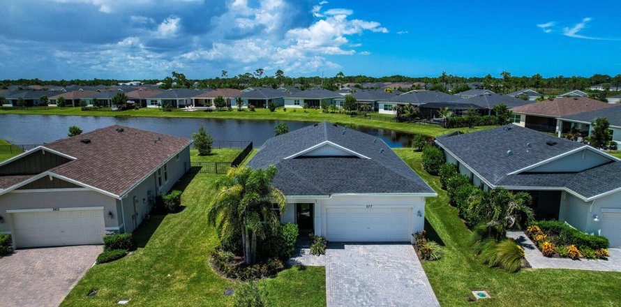 Villa ou maison à Port St. Lucie, Floride 3 chambres, 149.57 m2 № 2300142