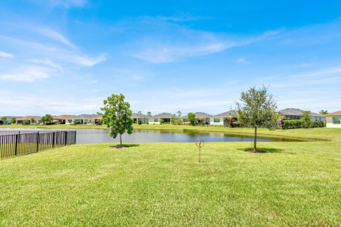 Villa ou maison à vendre à Port St. Lucie, Floride: 3 chambres, 149.57 m2 № 2300142 - photo 29