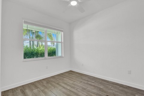 Villa ou maison à vendre à Port St. Lucie, Floride: 3 chambres, 149.57 m2 № 2300142 - photo 19
