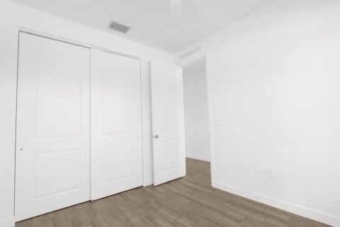 Villa ou maison à vendre à Port St. Lucie, Floride: 3 chambres, 149.57 m2 № 2300142 - photo 20
