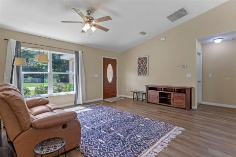 House in Wildwood, Florida 3 bedrooms, 89.37 sq.m. № 1853989 - photo 5