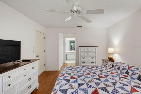 House in Palm Harbor, Florida 2 bedrooms, 111.2 sq.m. № 2201375 - photo 23