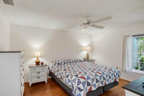 House in Palm Harbor, Florida 2 bedrooms, 111.2 sq.m. № 2201375 - photo 21