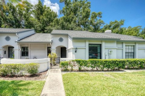 Casa en Palm Harbor, Florida 2 dormitorios, 111.2 m2 № 2201375
