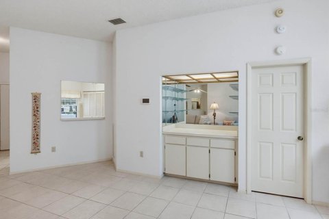House in Palm Harbor, Florida 2 bedrooms, 111.2 sq.m. № 2201375 - photo 9
