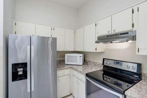 House in Palm Harbor, Florida 2 bedrooms, 111.2 sq.m. № 2201375 - photo 19