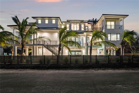 Casa en venta en Sarasota, Florida, 8 dormitorios, 464.23 m2 № 1554315 - foto 4