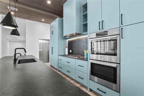 Casa en venta en Sarasota, Florida, 8 dormitorios, 464.23 m2 № 1554315 - foto 15