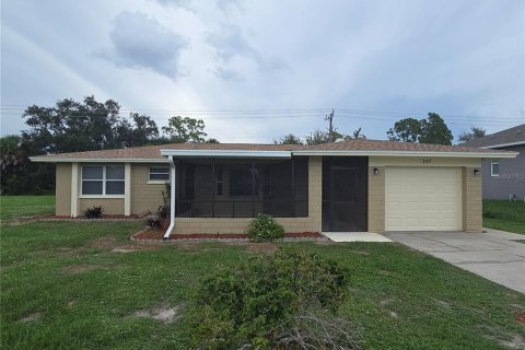 House in Rotonda, Florida 3 bedrooms, 118.08 sq.m. № 2236036 - photo 3
