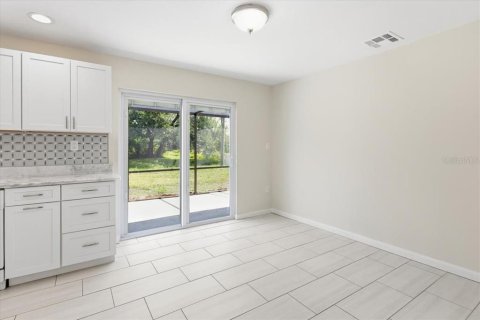 House in Rotonda, Florida 3 bedrooms, 118.08 sq.m. № 2236036 - photo 18
