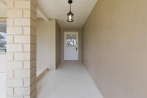 House in Rotonda, Florida 3 bedrooms, 118.08 sq.m. № 2236036 - photo 4