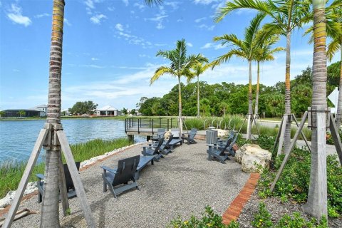 House in Sarasota, Florida 3 bedrooms, 238.48 sq.m. № 1792015 - photo 3