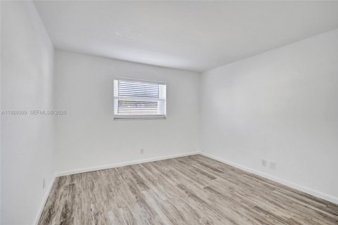 Condominio en venta en North Palm Beach, Florida, 2 dormitorios, 85.47 m2 № 2000255 - foto 26