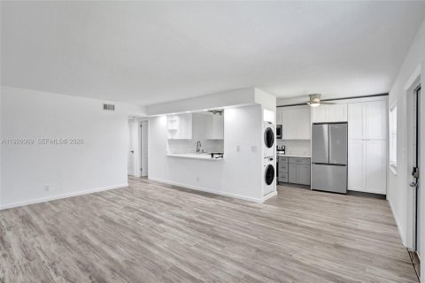 Condominio en venta en North Palm Beach, Florida, 2 dormitorios, 85.47 m2 № 2000255 - foto 12