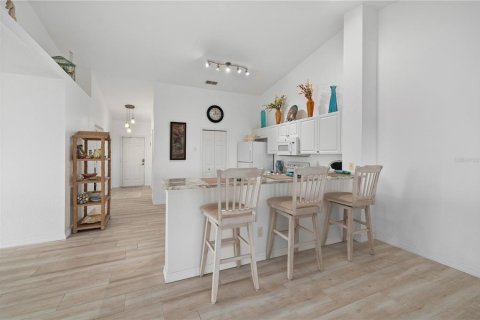 Condo in Punta Gorda, Florida, 3 bedrooms  № 1909924 - photo 8