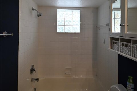 Casa en venta en Sarasota, Florida, 3 dormitorios, 139.26 m2 № 2204112 - foto 25