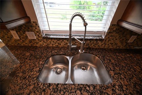 Casa en venta en Sarasota, Florida, 3 dormitorios, 139.26 m2 № 2204112 - foto 6