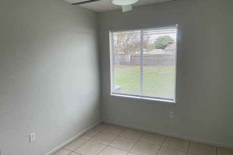 Villa ou maison à vendre à Palm Bay, Floride: 4 chambres, 119.29 m2 № 2252745 - photo 9