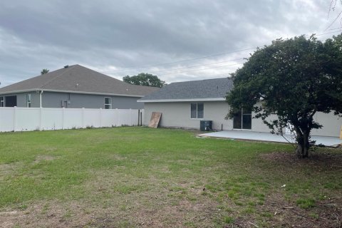 Villa ou maison à vendre à Palm Bay, Floride: 4 chambres, 119.29 m2 № 2252745 - photo 19