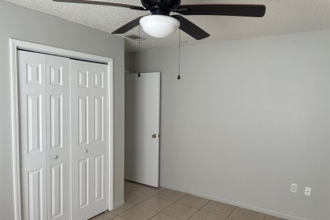 Villa ou maison à vendre à Palm Bay, Floride: 4 chambres, 119.29 m2 № 2252745 - photo 10