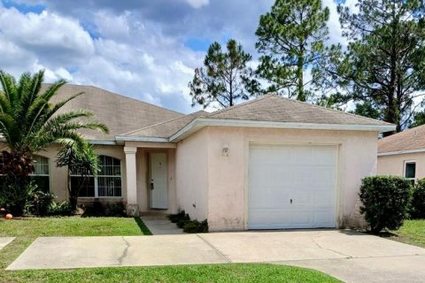 Casa en alquiler en Palm Coast, Florida, 3 dormitorios, 120.77 m2 № 1733517 - foto 1