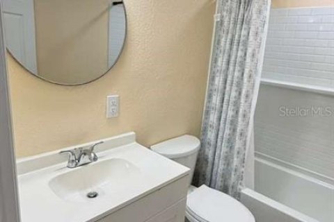 Снять в аренду квартиру в Мелборн, Флорида 3 комнаты, 78.04м2, № 2111276 - фото 10