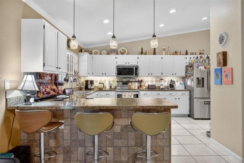 Villa ou maison à vendre à Homestead, Floride: 4 chambres, 228.73 m2 № 2085988 - photo 12