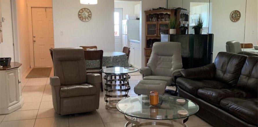 Condo à Pompano Beach, Floride, 2 chambres  № 2083190