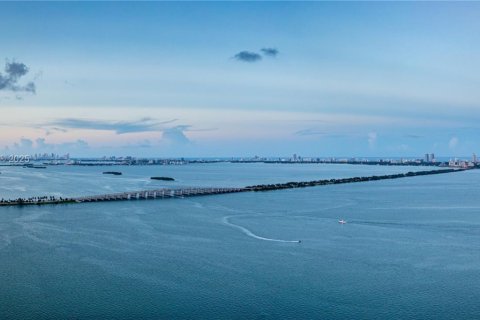 Купить кондоминиум в Майами, Флорида 4 спальни, 249.54м2, № 1848843 - фото 29