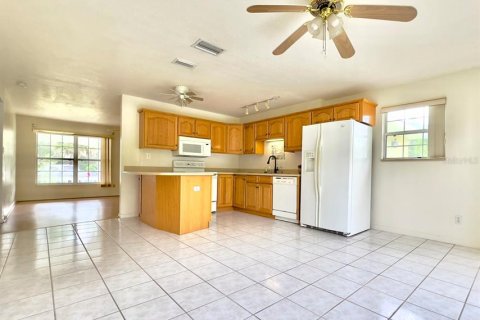 Casa en venta en Dunnellon, Florida, 4 dormitorios, 172.15 m2 № 1894822 - foto 16