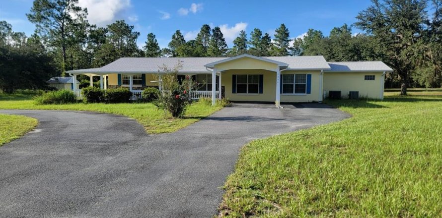 Casa en Dunnellon, Florida 4 dormitorios, 172.15 m2 № 1894822