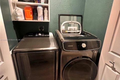 Touwnhouse à louer à Davie, Floride: 3 chambres, 149.57 m2 № 1939020 - photo 18