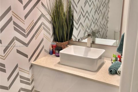 Touwnhouse à louer à Davie, Floride: 3 chambres, 149.57 m2 № 1939020 - photo 10