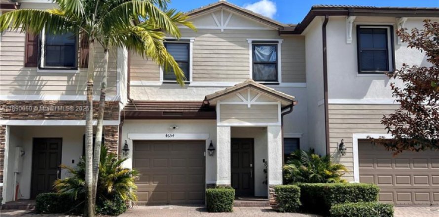 Touwnhouse à Davie, Floride 3 chambres, 149.57 m2 № 1939020