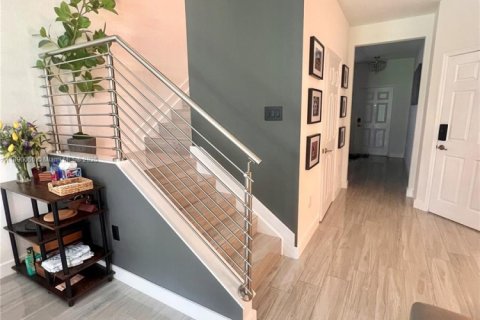 Touwnhouse à louer à Davie, Floride: 3 chambres, 149.57 m2 № 1939020 - photo 12