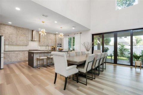 House in Clearwater, Florida 4 bedrooms, 233.93 sq.m. № 2105273 - photo 14