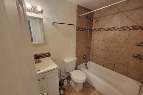 Apartment in Ocala, Florida 2 bedrooms, 74.32 sq.m. № 2284345 - photo 4
