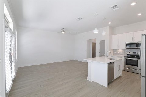 Townhouse in Sarasota, Florida 3 bedrooms, 159.05 sq.m. № 1832191 - photo 8
