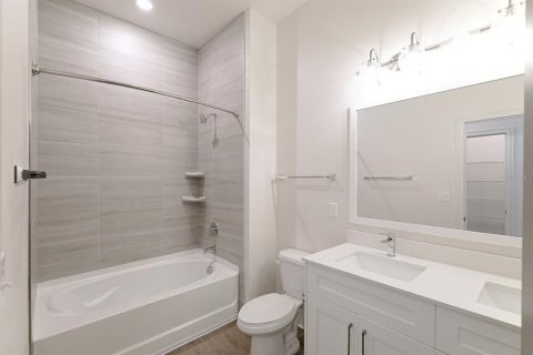 Townhouse in Sarasota, Florida 3 bedrooms, 159.05 sq.m. № 1832191 - photo 30