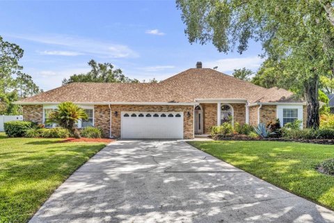 House in Sanford, Florida 4 bedrooms, 256.69 sq.m. № 1913704 - photo 1