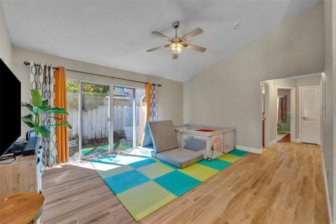House in Sanford, Florida 4 bedrooms, 256.69 sq.m. № 1913704 - photo 10