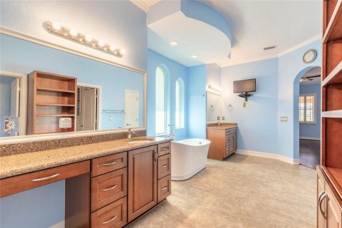 House in Daytona Beach, Florida 5 bedrooms, 344.11 sq.m. № 1585711 - photo 11