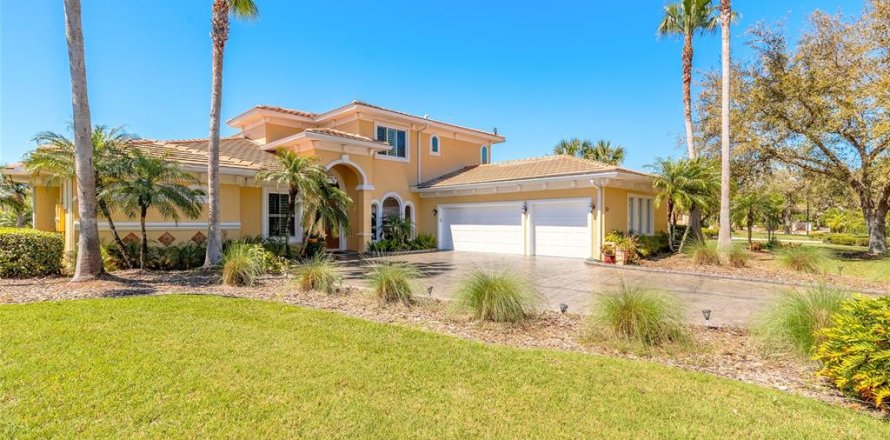 House in Daytona Beach, Florida 5 bedrooms, 344.11 sq.m. № 1585711