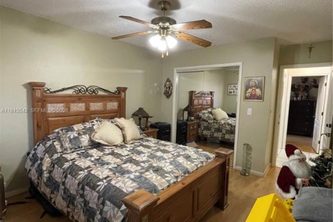 Immobilier commercial à vendre à Miami, Floride: 255.67 m2 № 2002684 - photo 9