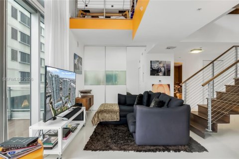 Condominio en venta en Miami, Florida, 2 dormitorios, 130.53 m2 № 2075451 - foto 4