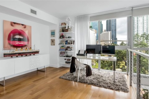 Condominio en venta en Miami, Florida, 2 dormitorios, 130.53 m2 № 2075451 - foto 15