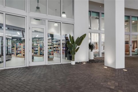 Condominio en venta en Miami, Florida, 2 dormitorios, 130.53 m2 № 2075451 - foto 28