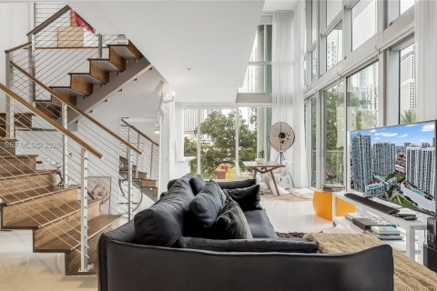 Condominio en venta en Miami, Florida, 2 dormitorios, 130.53 m2 № 2075451 - foto 3